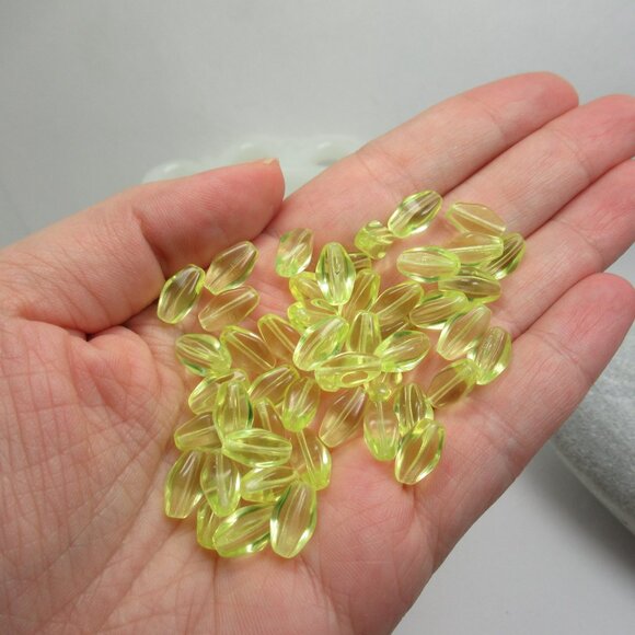 50 UG lantern Beads - Picture 2 of 8